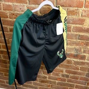 ANTETOKOUNMPO 34 ‼️ BLACK / Cream City Cream /  Good Land Green (21”L/ 14” W)